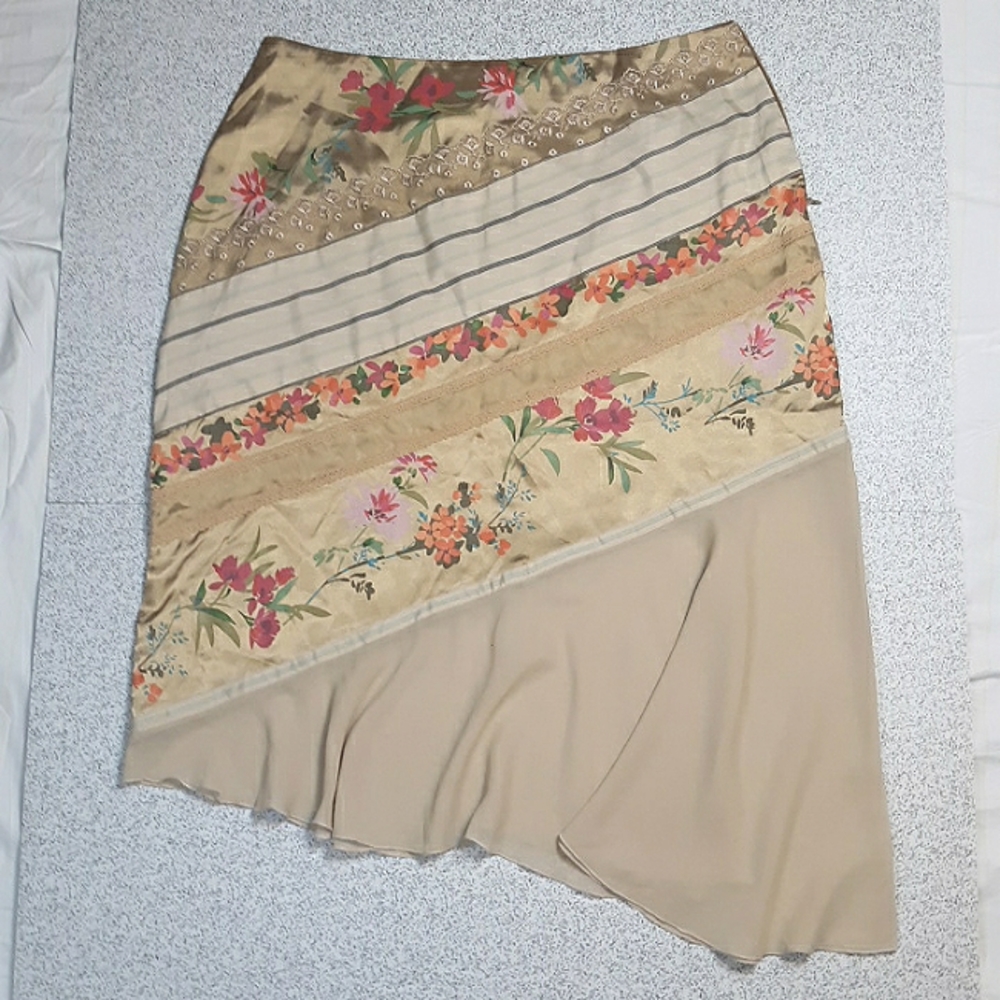Vintage Tristan & Iseut skirt Size 12